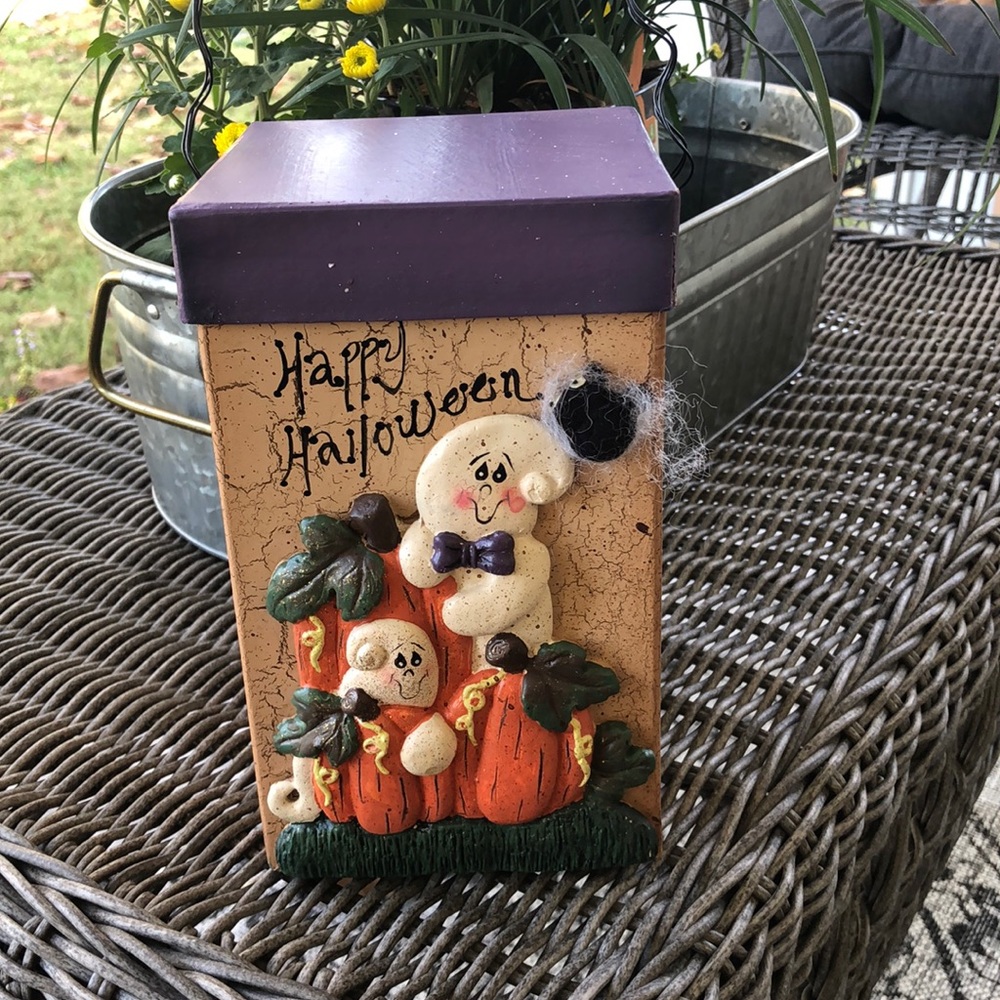 Happy Halloween Box